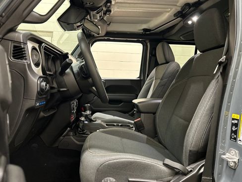 Used 2025 Jeep Wrangler Unlimited Sport S 4xe AWD/4WD image 13