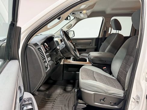 Used 2017 RAM 1500 Big Horn image 28