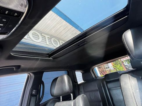 Used 2016 Jeep Grand Cherokee Limited AWD/4WD image 16
