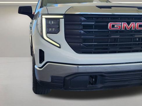 Used 2023 GMC Sierra 1500 Pro w/ Convenience Package AWD/4WD image 14