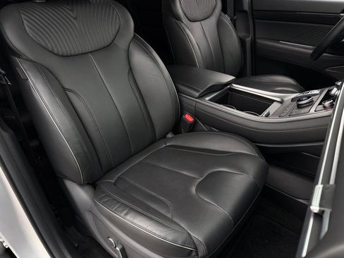 Used 2024 Hyundai Palisade Calligraphy image 24