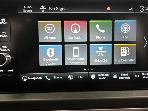 Used 2025 Honda Pilot Touring image 32