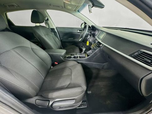 Used 2020 Kia Optima LX FWD image 32