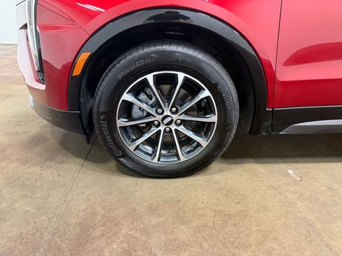 Used 2025 Cadillac XT4 Sport w/ LPO, Floor Liner Package AWD/4WD image 86