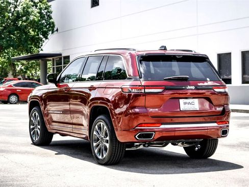 New 2025 Jeep Grand Cherokee Overland w/ Adv Protech Group III image 5
