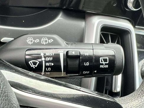 Used 2023 Kia Sorento LX AWD/4WD image 25