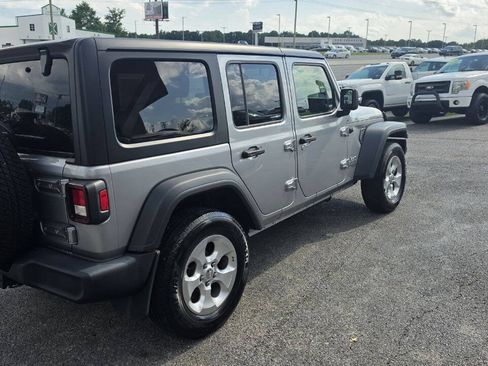 Used 2020 Jeep Wrangler Unlimited Sport S AWD/4WD image 4