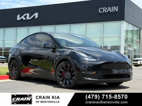 Used 2022 Tesla Model Y Performance AWD/4WD image 1