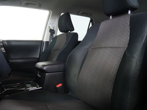 Used 2014 Toyota 4Runner Trail image 10