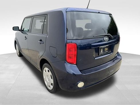 Used 2008 Scion xB FWD image 4