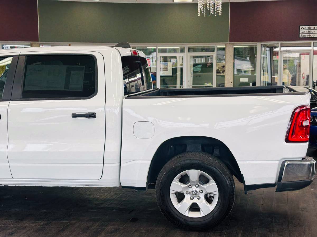 Used 2025 RAM 1500 Tradesman AWD/4WD image 15