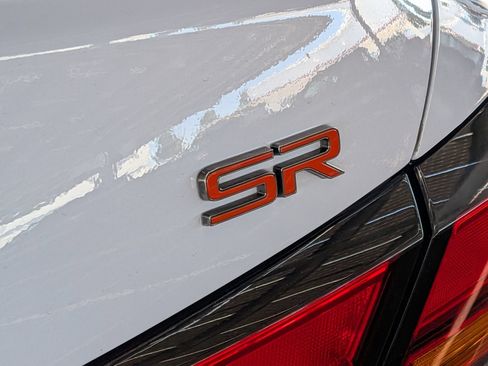 Used 2024 Nissan Altima 2.5 SR FWD image 28