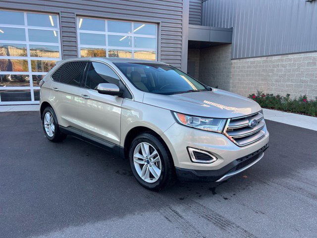 Used 2018 Ford Edge SEL w/ Equipment Group 201A AWD/4WD image 3