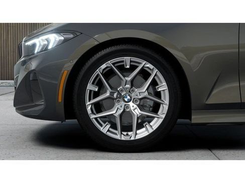New 2026 BMW 330i Sedan RWD image 7