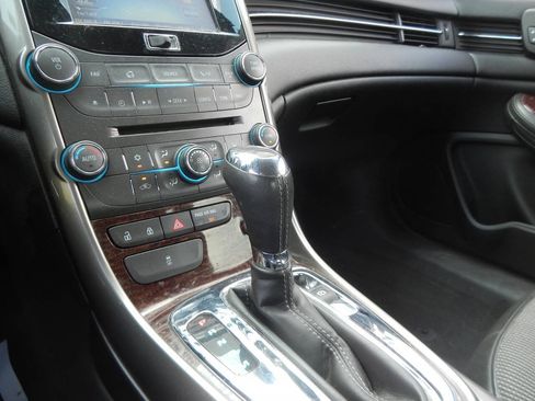 Used 2013 Chevrolet Malibu LT FWD image 39