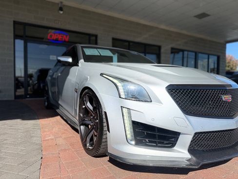 Used 2016 Cadillac CTS V w/ Luxury Package RWD image 29