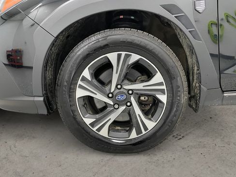 Used 2024 Subaru Crosstrek 2.0i Premium AWD/4WD image 12