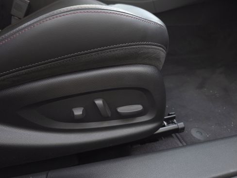 Used 2014 Chevrolet SS image 38