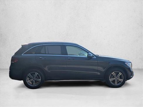 Used 2021 Mercedes-Benz GLC 300 4MATIC image 4