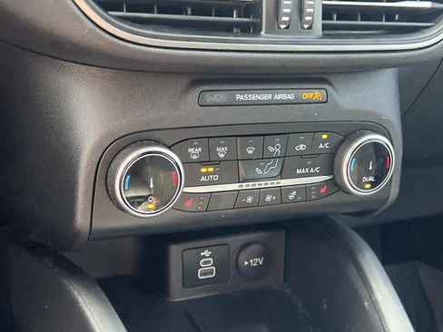 Certified 2024 Ford Escape Active AWD/4WD image 23