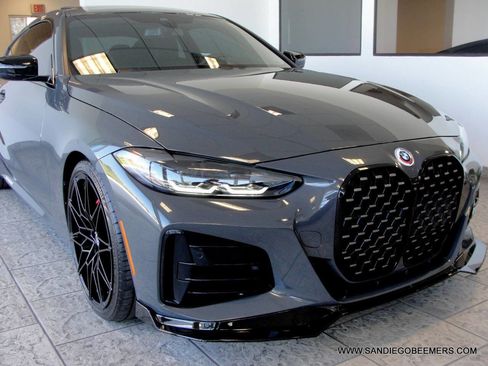 Used 2023 BMW M440i Coupe w/ Premium Package RWD image 43