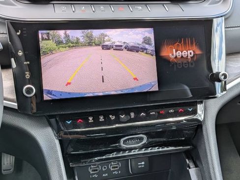 New 2026 Jeep Grand Cherokee Limited AWD/4WD image 25