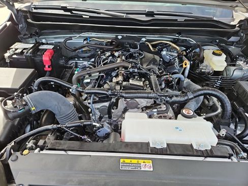 Used 2025 Toyota Tacoma SR5 image 22