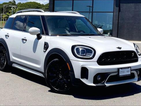Certified 2023 MINI Cooper Countryman S w/ Signature Upholstery Package image 35