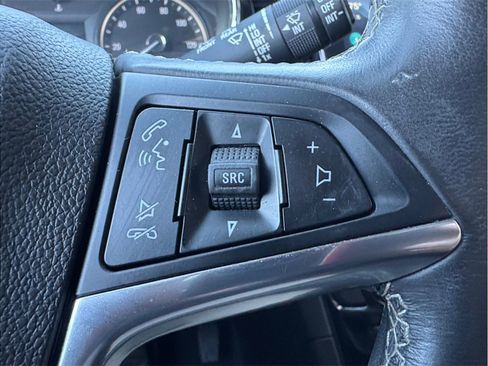 Used 2020 Buick Encore Preferred image 14