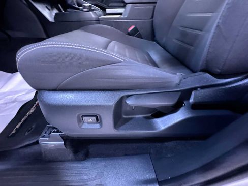 Used 2024 Toyota Tacoma TRD Off-Road image 13