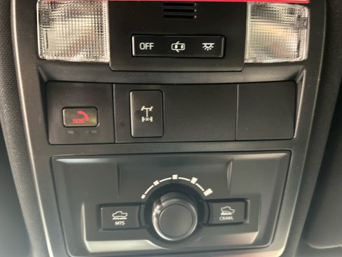 Certified 2023 Toyota Tacoma TRD Off-Road w/ Technology Package image 7