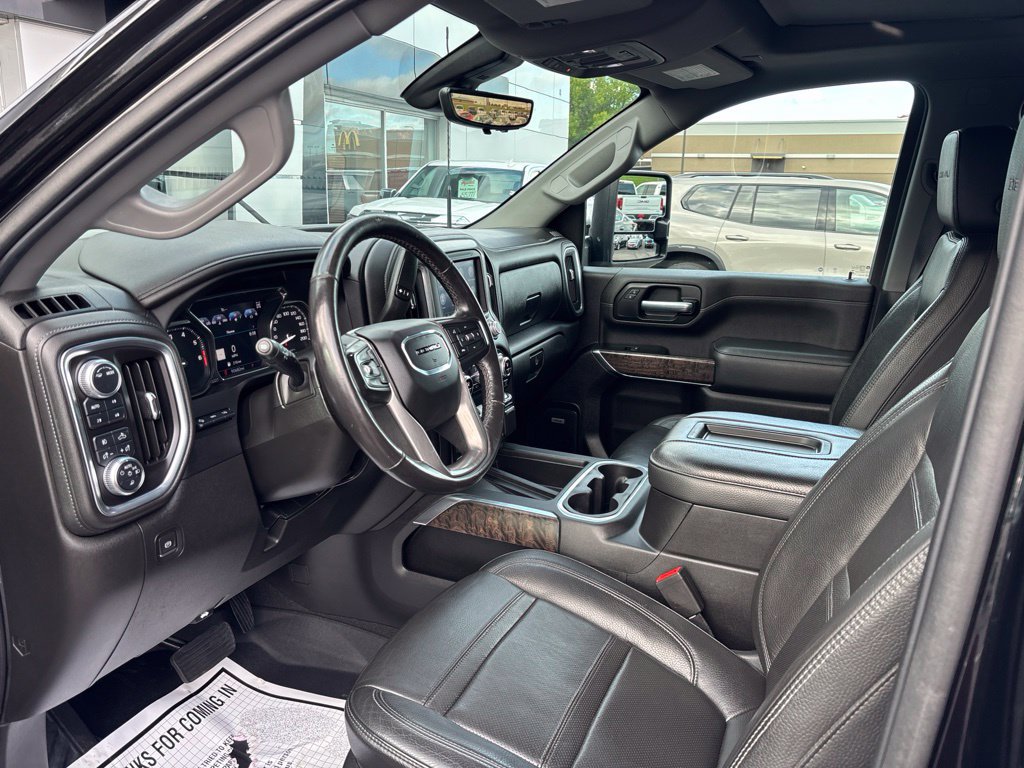 Used 2022 GMC Sierra 2500 Denali w/ Denali Ultimate Package AWD/4WD image 13