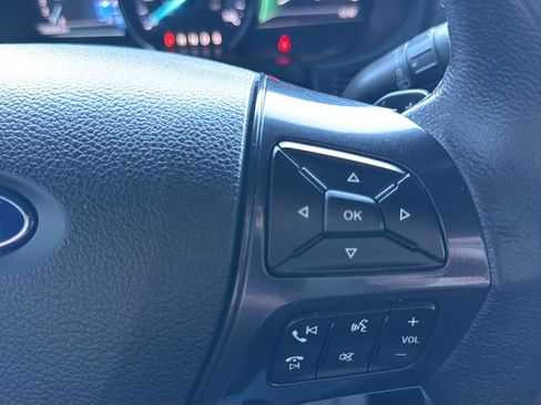 Used 2016 Ford Explorer XLT w/ Equipment Group 202A image 24