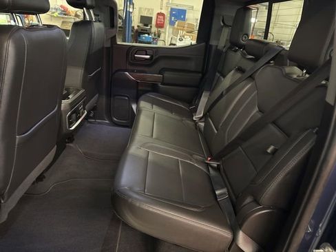 Used 2019 GMC Sierra 1500 SLT w/ SLT Convenience Package AWD/4WD image 21
