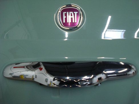 Used 2013 FIAT 500 Pop FWD image 9