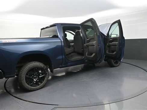 Used 2021 Chevrolet Silverado 1500 LT Trail Boss w/ Bed Protection Package image 41