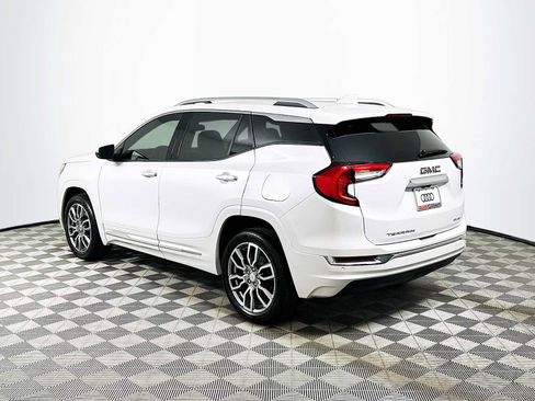 Used 2024 GMC Terrain Denali w/ Denali Premium Package AWD/4WD image 5