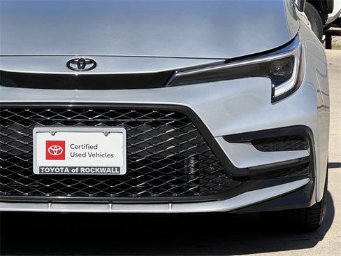 Certified 2025 Toyota Corolla SE image 8