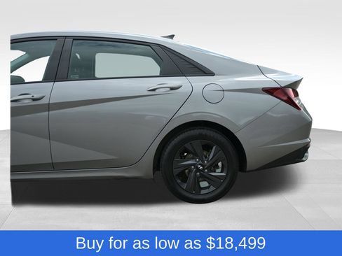 Used 2021 Hyundai Elantra SEL w/ Convenience Package FWD image 7