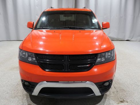 Used 2018 Dodge Journey Crossroad w/ Nav & Sun Group image 7