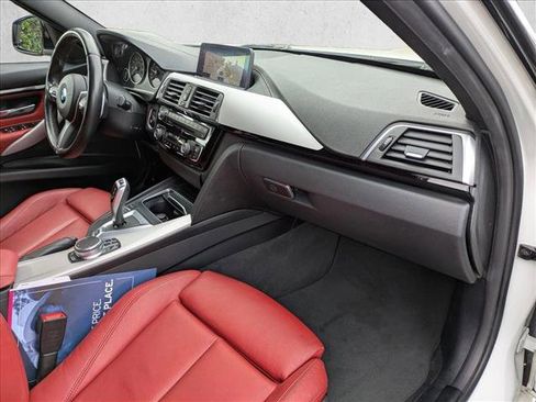 Used 2018 BMW 330e w/ M Sport Package RWD image 21