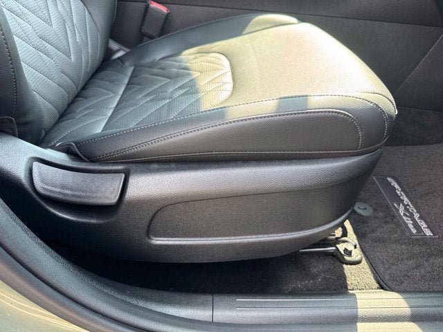 Used 2024 Kia Sportage X-Line w/ X-Line Premium Package AWD/4WD image 32