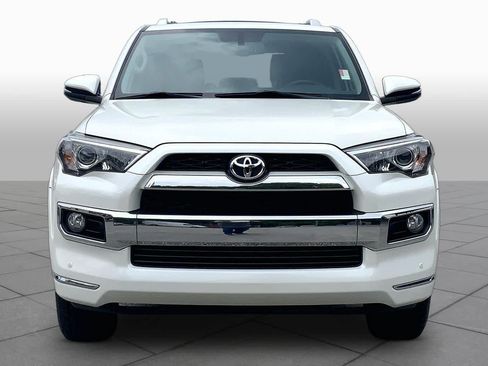 Used 2018 Toyota 4Runner Limited AWD/4WD image 4