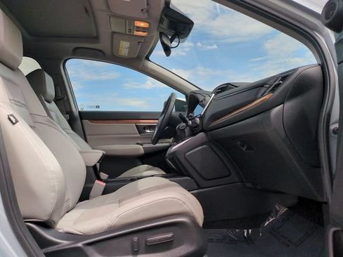 Used 2018 Honda CR-V Touring image 34