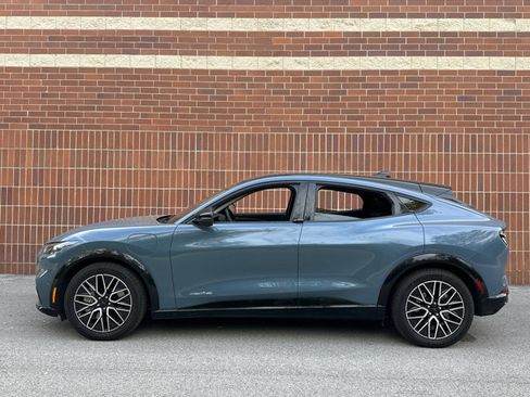 Used 2024 Ford Mustang Mach-E Premium image 2