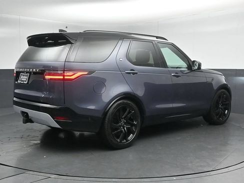 Used 2024 Land Rover Discovery Metropolitan Edition AWD/4WD image 7