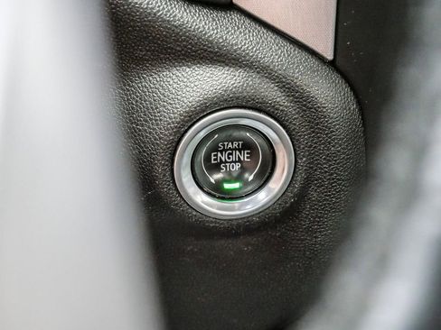 Used 2021 GMC Sierra 1500 SLT image 31