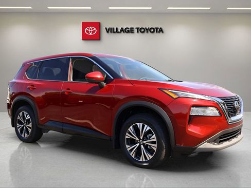 Used 2021 Nissan Rogue SV FWD image 7