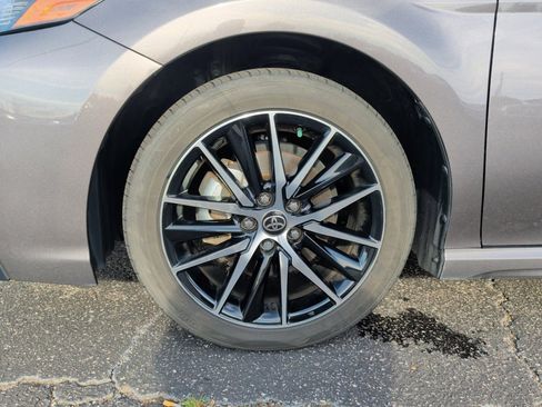 Used 2023 Toyota Camry SE image 27