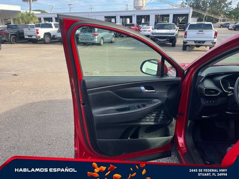 Used 2020 Hyundai Santa Fe SE w/ Cargo Package FWD image 11